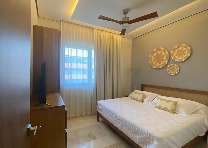 Brisas Marinas Apartment